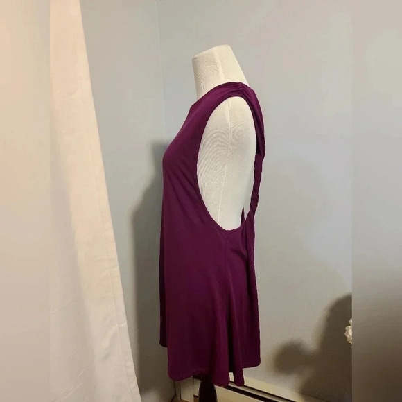 Tobi open back long top - Picture 3 of 3